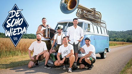 DeSchoWieda – moderne bayerische Band mit Quetschn und Tuba
